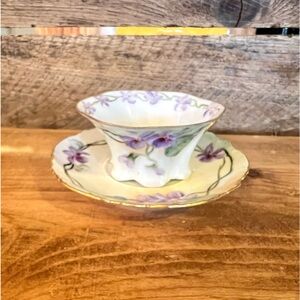 Vintage cup saucer Versailles Bavaria small purple flower demitasse